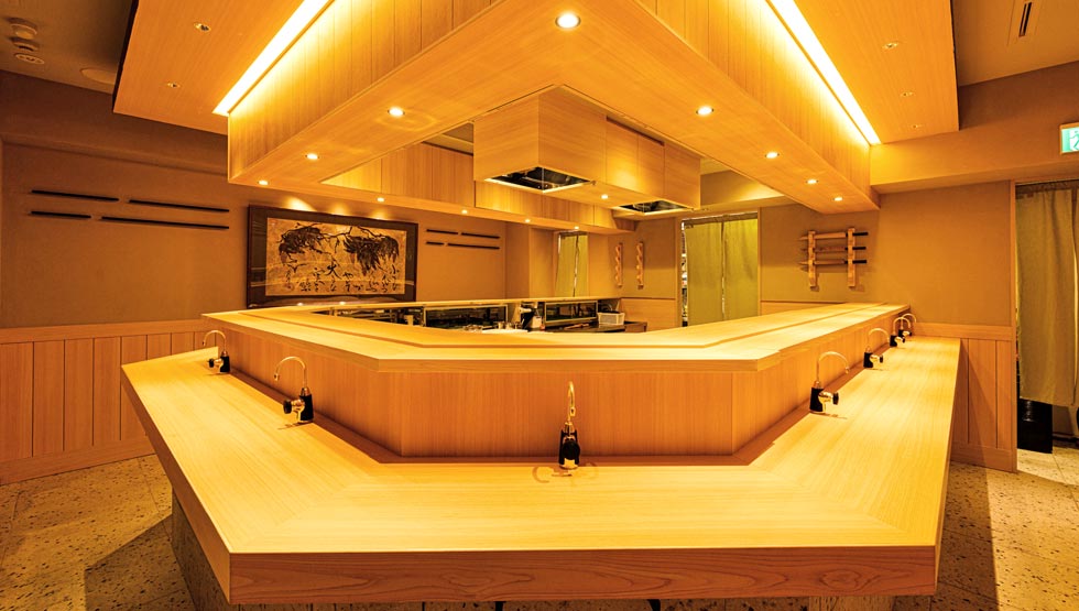 ミシュランの寿司をもっと気軽に！『鮨 銀座おのでら 登龍門』東銀座にオープン！