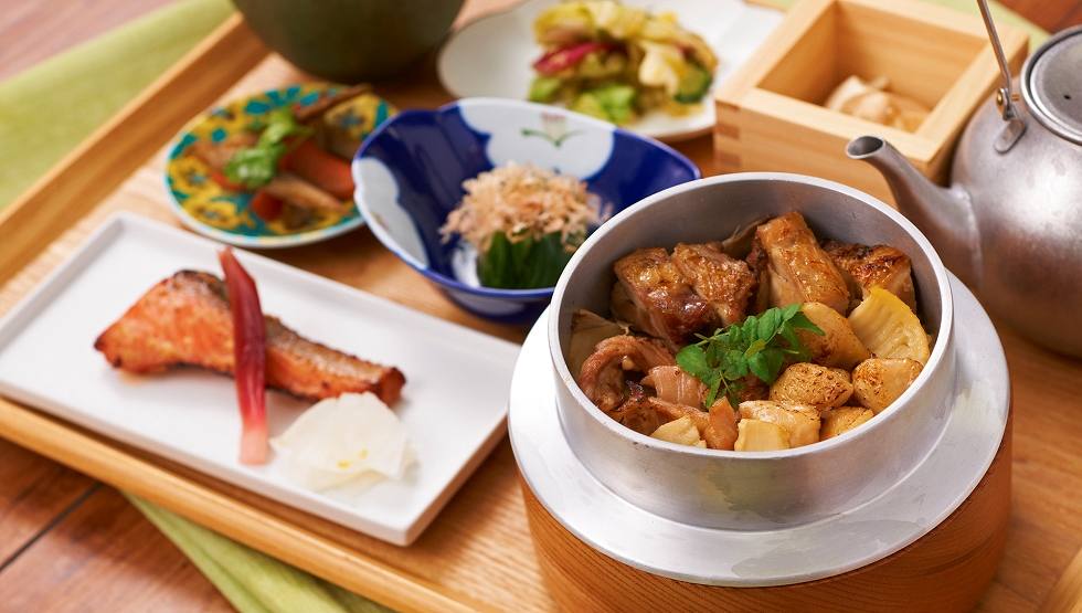 「大山鶏の羽釜ごはん御膳」