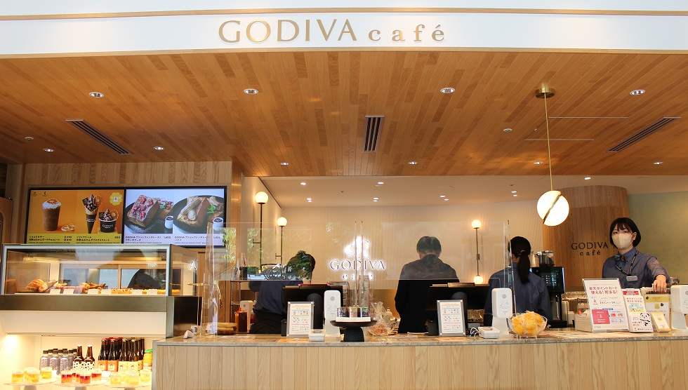 『GODIVA cafe Futakotamagawa』カウンター