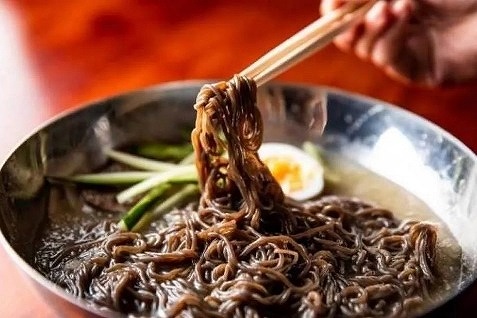 焼肉 冷麺 ユッチャン。 銀座店の冷麺