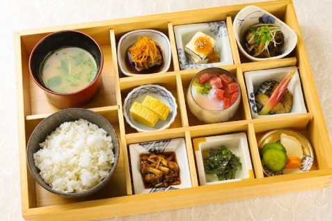 「SHARI」の料理例
