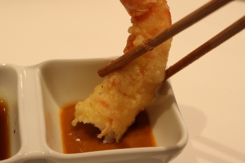 大海老の天ぷらに雲丹醤油