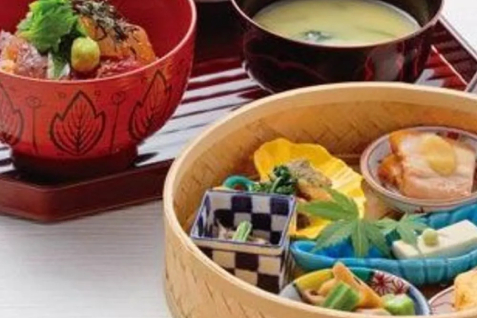 「九州の旬 博多廊 法善寺店」の料理例