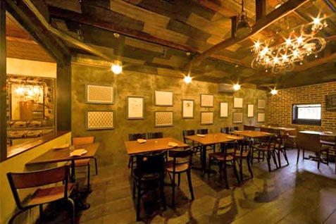 『旬熟成 六本木店』のシンプルながらもオシャレな空間
