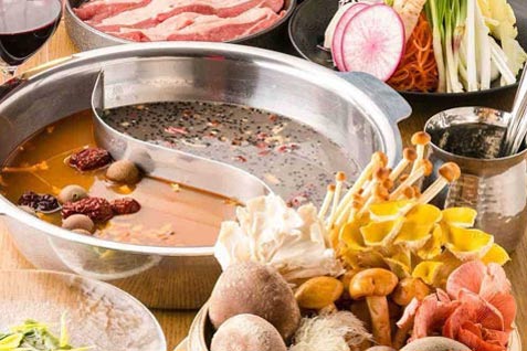 『薬膳鍋kampo's』の「冷え知らず鍋」など