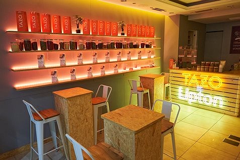 【TAZO chai tea bar】店内