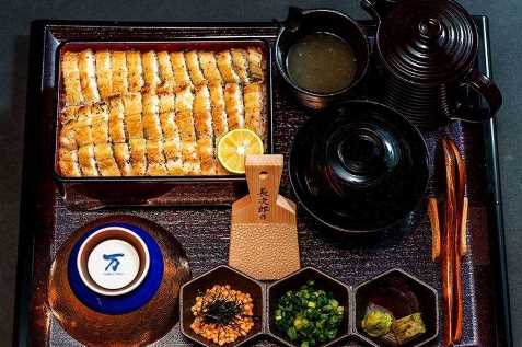 炭焼ひつまぶし鰻 むなぎ