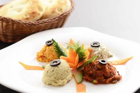 『サライ ギンザテン』のトルコ料理を代表する「エズメ」