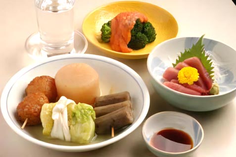 『おでん おぐ羅』の「おでん盛り合わせ」など