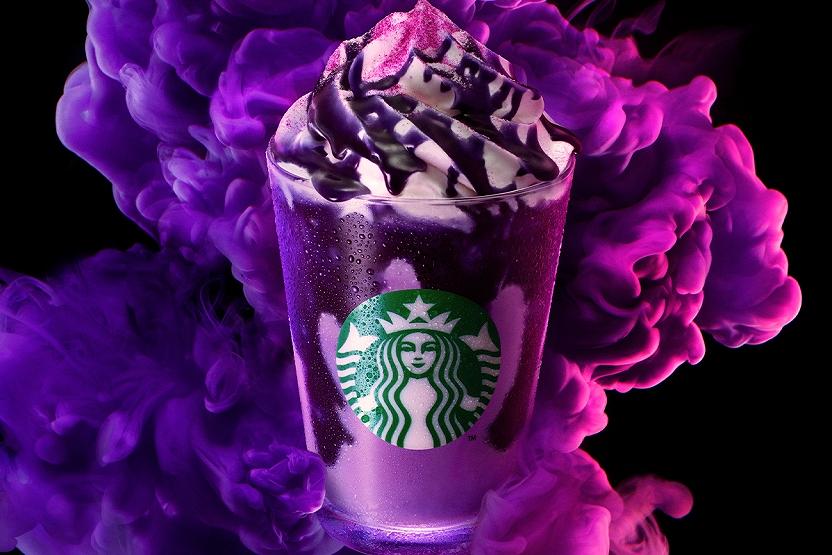 トッピングからカップの中まで “パープル”！スタバ「パープル ハロウィン フラペチーノ®」10/19より発売