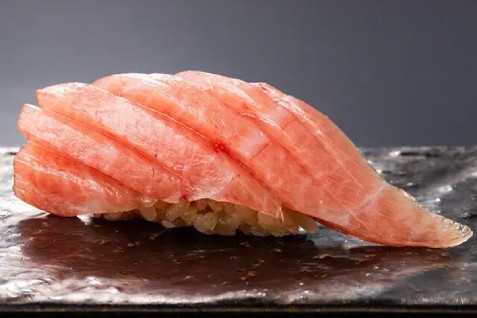 「新宿 鮨 よこ田」の寿司例