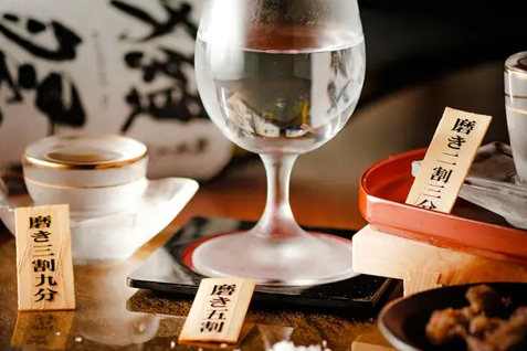 「牡蠣かき屋 赤羽本店」日本酒イメージ