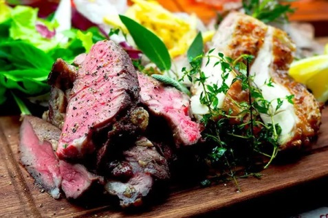 『イタリアン肉バル 29DOME 水道橋店』の肉料理