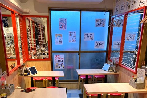 『BEEF KITCHEN STAND 蒲田店』のカジュアルな空間