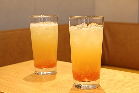 『STARBUCKS COFFEE』の「シトラス ラベンダー セージ ティー」