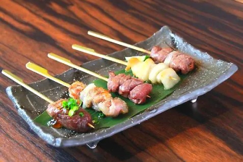 「馬肉専門店 喜心」の料理例