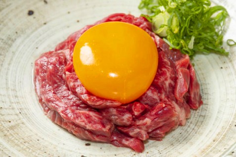 「すみび焼肉 Da-Wa」のユッケ例