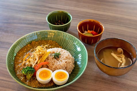 『RESTAURANT 1899 OCHANOMIZU』の「1899和出汁キーマカレー」