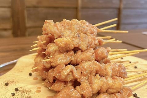 『鶏酒場 天王寺 アイボリー』のおすすめ「はらみ串」