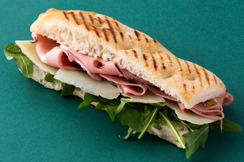 グランスタ春のパンフェア「PANINI（モルタデッラ＆グラナパダーノ）／EATALY MARUNOUCHI」