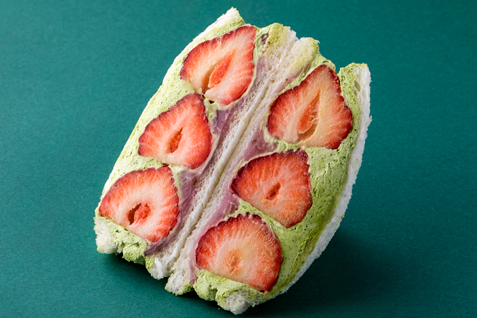グランスタ春のパンフェア 「さくらあんと抹茶のいちごサンド／Be! FRUITS SANDWICH」