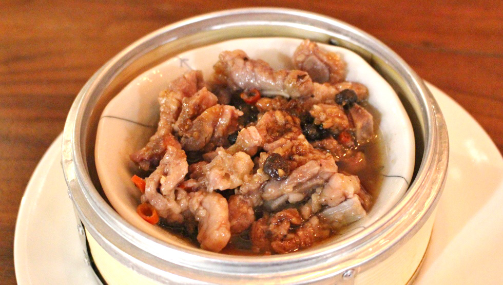 「豚スペアリブの豆鼓蒸し」