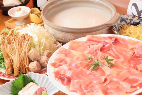 『豆家別邸 鶏とおとうふ 福福』のしゃぶしゃぶ