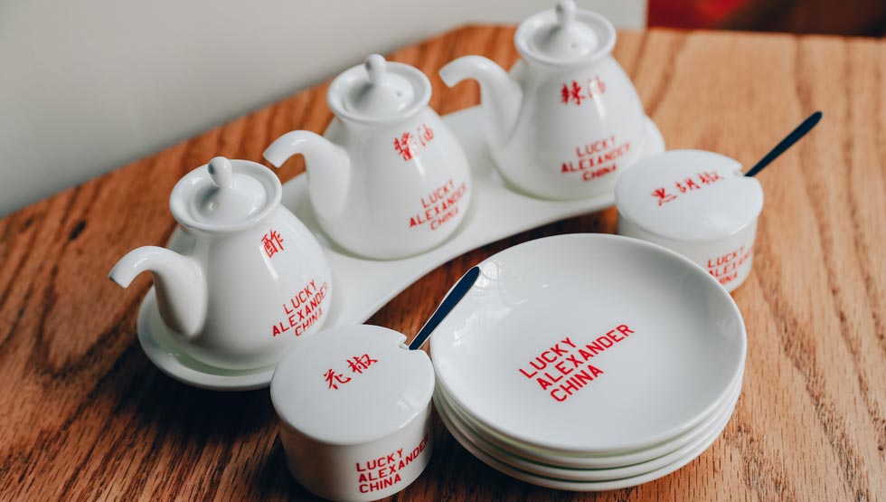 餃子が主役の町中華がオープン！『LUCKY ALEXANDER CHINA』5/2（火）松見坂に誕生！