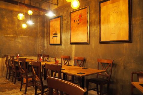 「燻製kitchen 五反田店」の店内