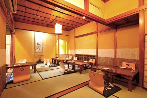 『神楽坂 おいしんぼ』の畳の空間