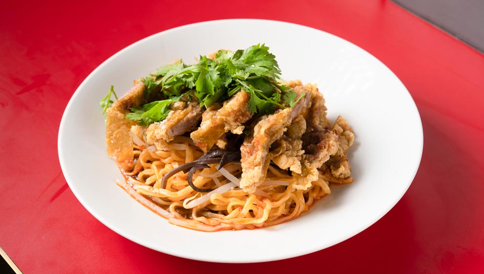 オシャレな排骨担々麺が誕生！『Ramen Deniro』新宿に6/20オープン