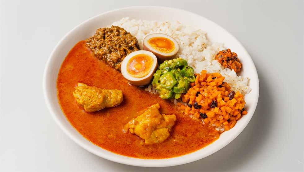 カスタマイズで好みのカレーに出合える！『TOKYO MIX CURRY』丸の内に6/14誕生