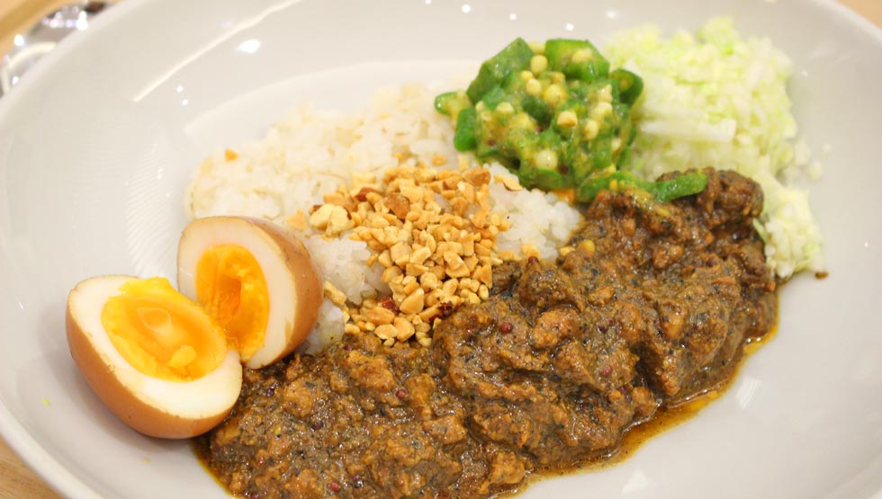 カスタマイズで好みのカレーに出合える！『TOKYO MIX CURRY』丸の内に6/14誕生