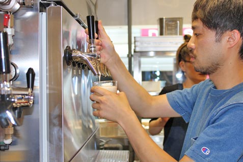 スタンド クレイジークラフトビア