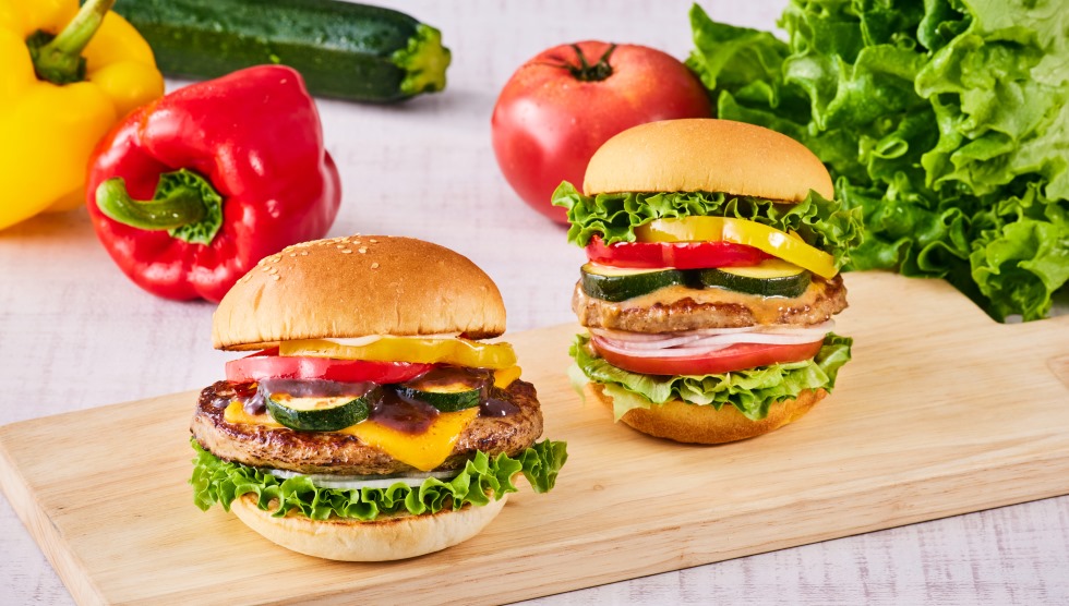 『フレッシュネス』より「夏野菜のクラフトバーガー」7/26より期間限定発売！