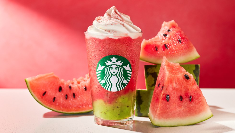 みずみずしい甘さ弾ける「GABURI スイカ フラペチーノ®」8/9発売