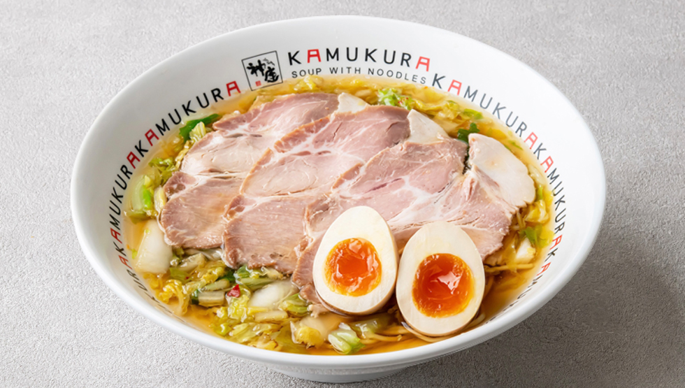 『どうとんぼり神座』の「小チャーシュー煮玉子ラーメン」