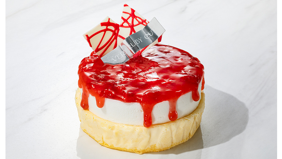 いちごスイーツ専門店『Very Ruby Cut』の「いちごダブルチーズケーキ」