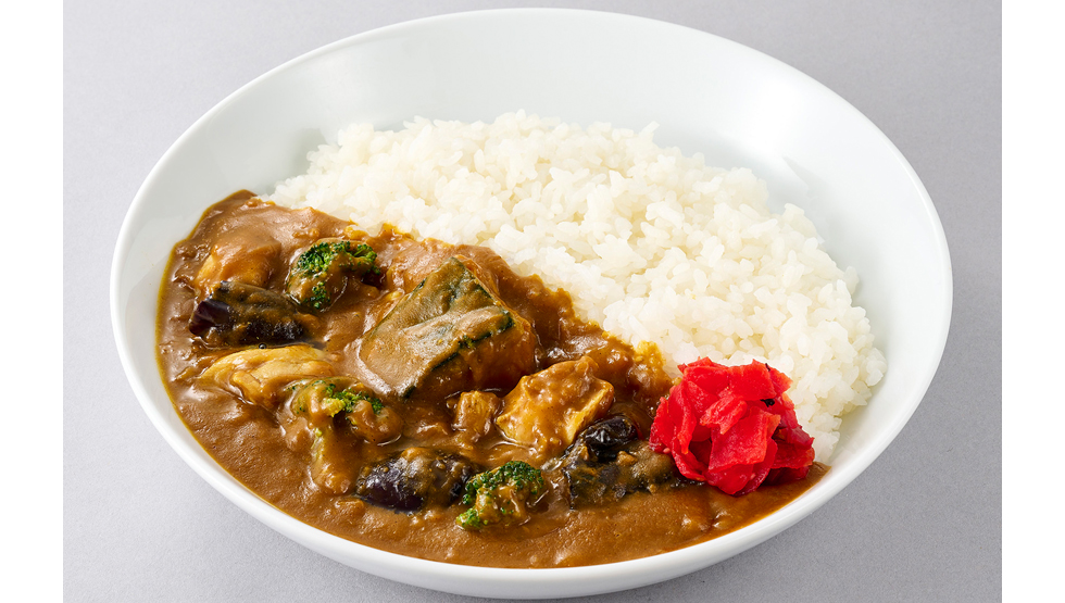 『カレーハウス リオ 新宿店』の「チキンとゴロゴロ野菜カレー」
