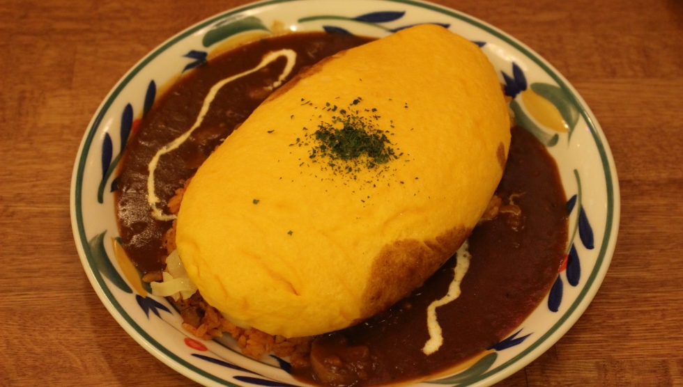 『珈琲西武本店』のオムライス