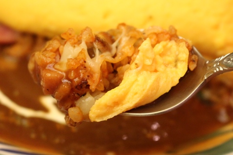 『珈琲西武本店』のオムライスab