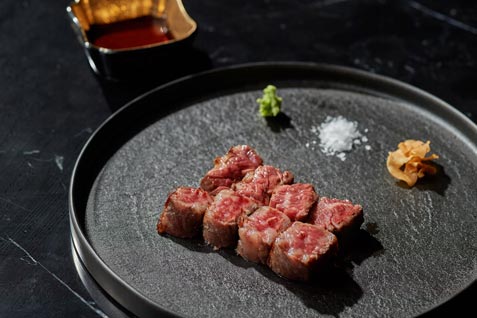 『おちあいろうステーキハウス東京』料理