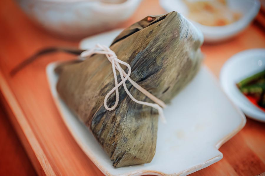 「叙序圓」の「薬膳スープ+ちまき」セット