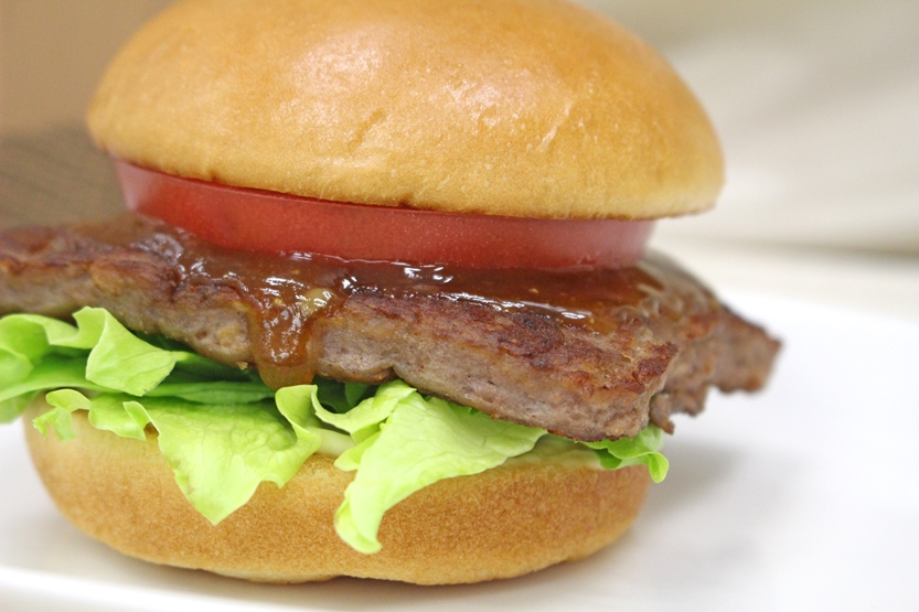 「一頭買い 黒毛和牛バーガー 特製テリヤキソース～ゆず胡椒風味～」5