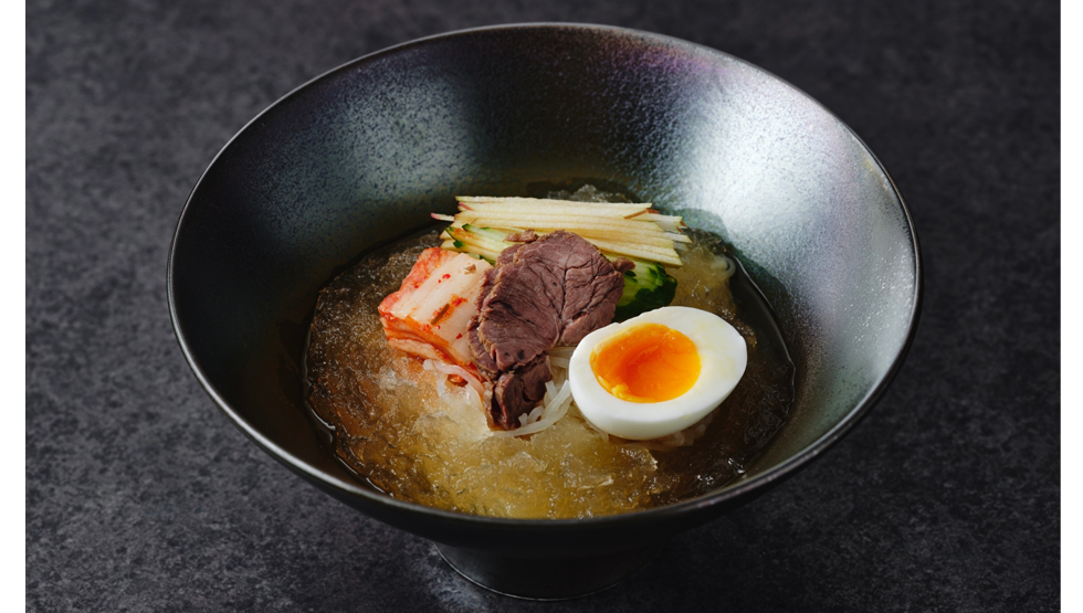 『やきにく山笑ふ』のアラカルトメニュー「冷麺」