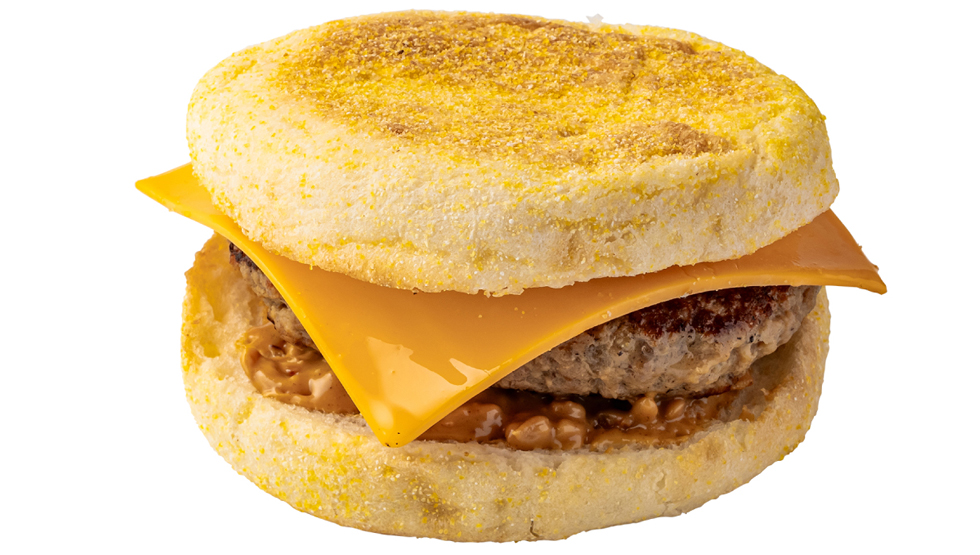 台湾の朝食ブランド『麥味登(マイウェイダン)』の「ピーナッツビーフチーズマフィンバーガー」