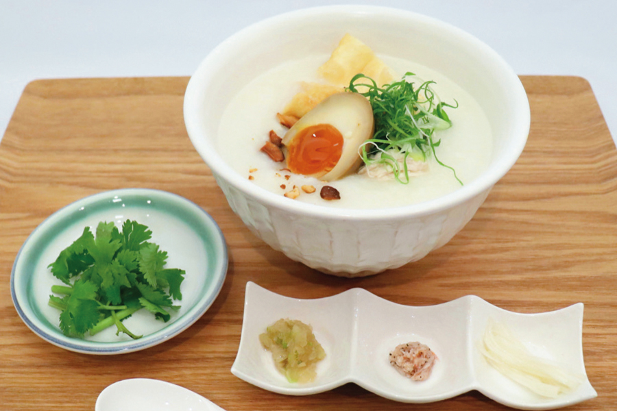 『富小路粥店』の「中華とり粥」