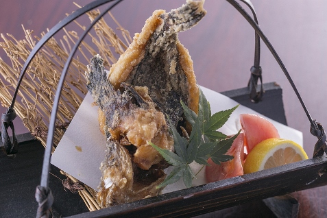 『寿司割烹 西村』の「おこぜの天麩羅」
