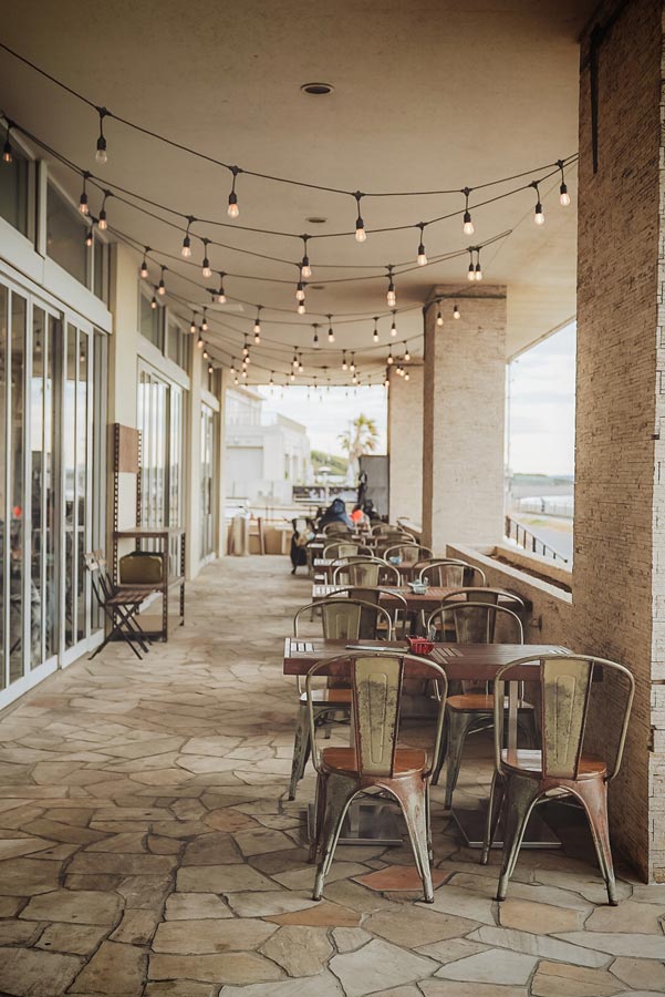 『Southern beach Cafe(サザンビーチカフェ)』のテラス席
