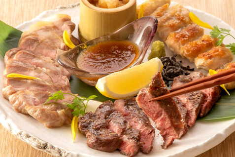 「全席個室 楽蔵‐RAKUZO‐ 岡山本町店」の「楽蔵の3種肉盛り」